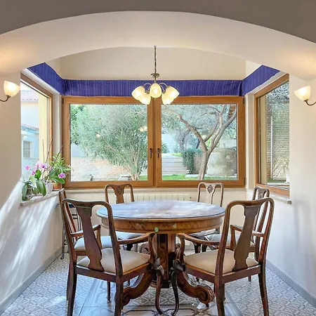 Family Friendly House With A Swimming Pool - 26964 Ferienhaus *